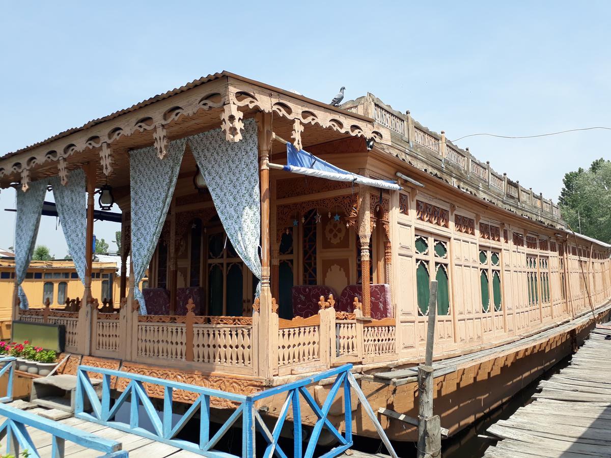 Heritage Geneva House Boat Srinagar  Exterior photo